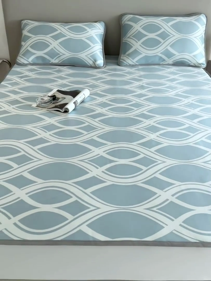 91家纺网 家纺一手货源 找家纺 千朵森 2025新款冰岛冰感丝床笠款凉席三件套-风格一 冰岛-晴空蓝