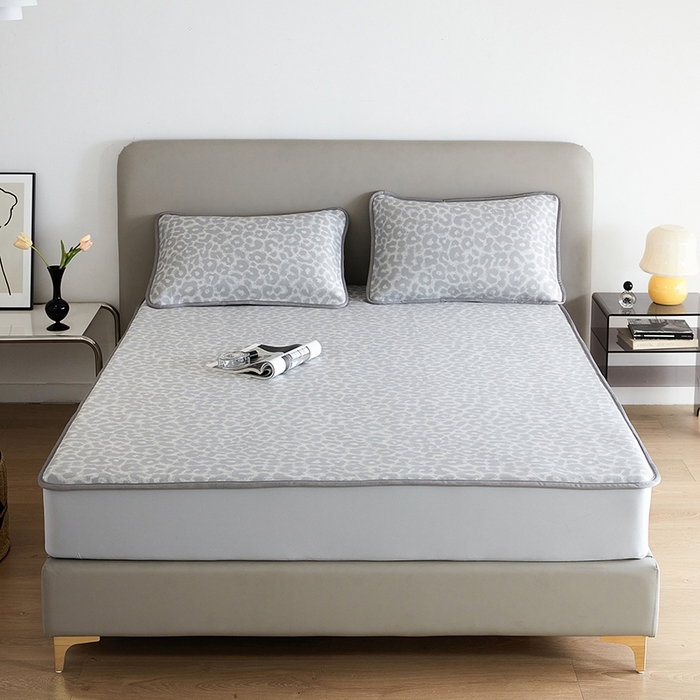 91家纺网 家纺一手货源 找家纺 千朵森 2025新款冰岛冰感丝床笠款凉席三件套-风格一 冰岛-山茶灰