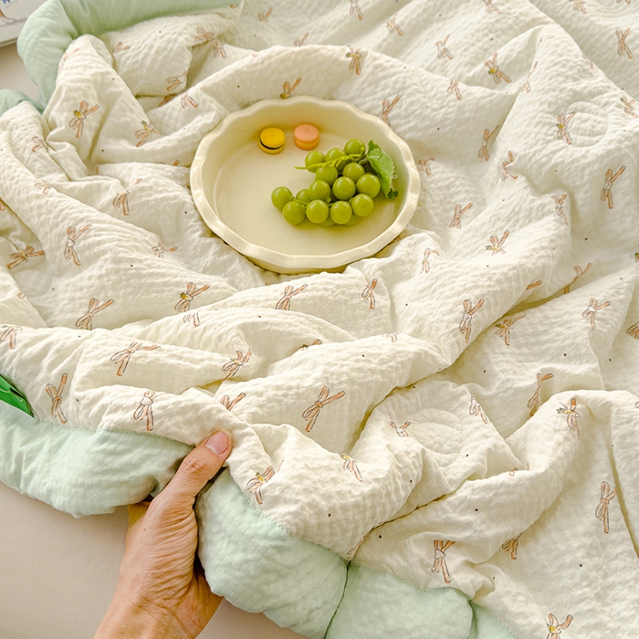 91家纺网 家纺一手货源 找家纺 2025新款A类印花泡泡纱大豆夏凉被被子被芯 蝴蝶结