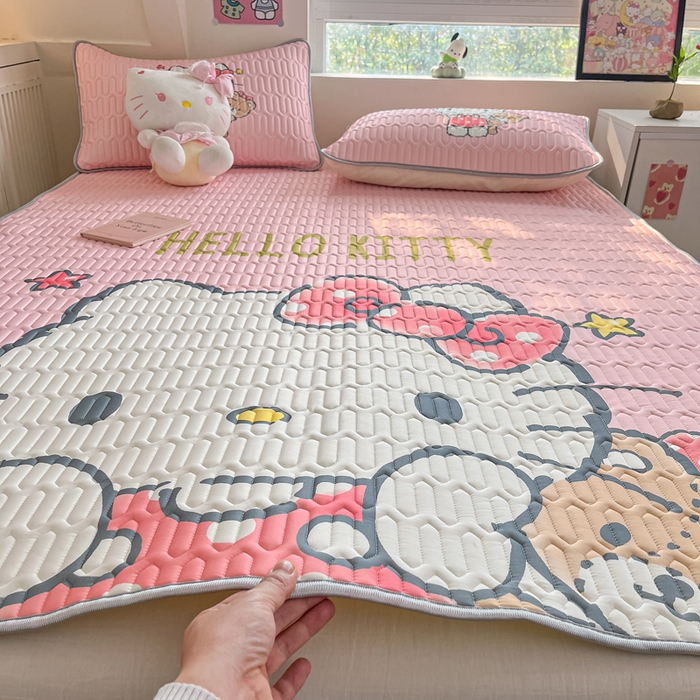 91家纺网 家纺一手货源 找家纺 金爱家 2025新款正版三丽鸥凉感乳胶凉席 布偶kt