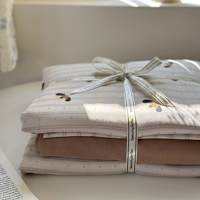 91家纺网 家纺一手货源 找家纺 2025新款全棉有氧双层纱四件套-卡通系列 条纹小狗