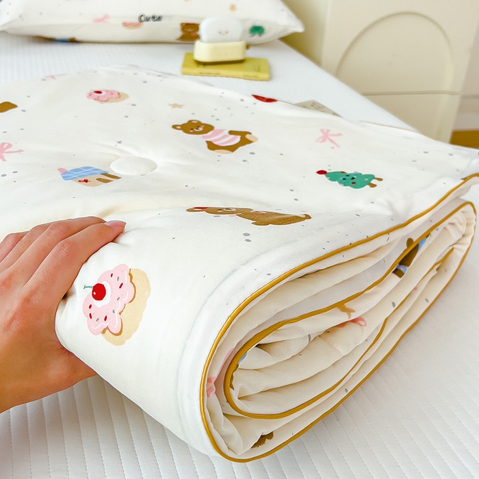 91家纺网 家纺一手货源 找家纺 2025新款A类小清新针织棉夏凉被 欢乐派对