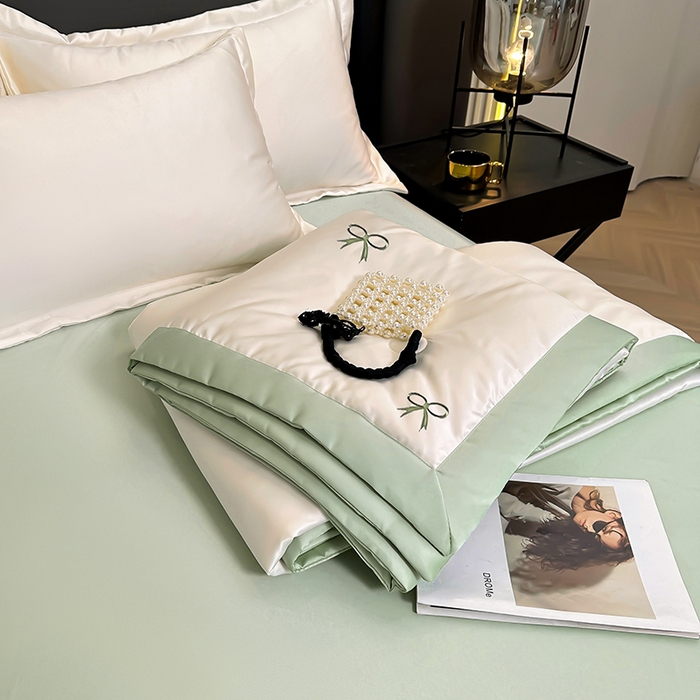 91家纺网 家纺一手货源 找家纺 满羽家纺 2025新款水洗冰丝刺绣夏被四件套 蝴蝶结 绿+白