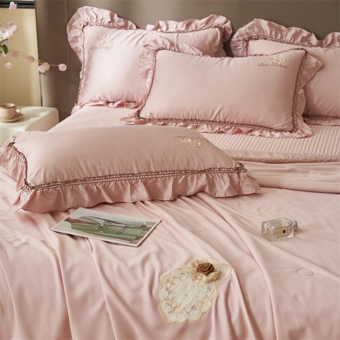 91家纺网 家纺一手货源 找家纺 恒爱家纺  2025新款莫代尔柔情似水多功能夏被床盖四件套			 			 浅豆沙