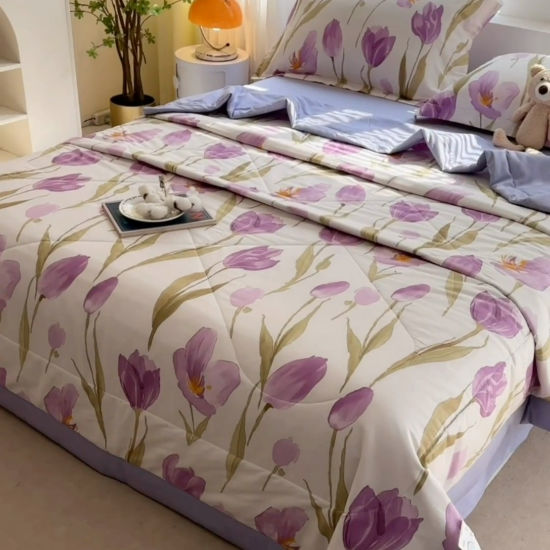 91家纺网 家纺一手货源 找家纺 欧夏家纺 2025新款里外全棉印花夏被100%新疆棉花 郁金香-紫