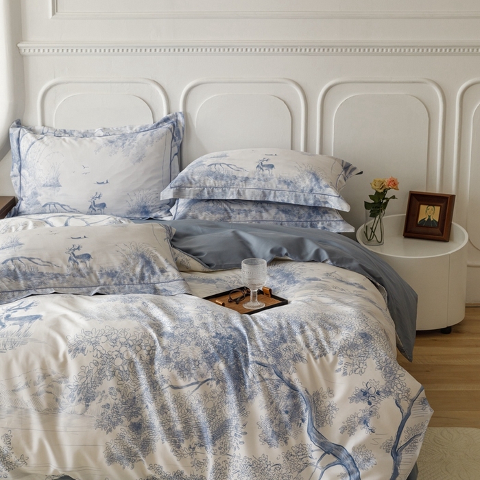 91家纺网 家纺一手货源 找家纺 金奇达2025新款【休闲午后】-轻氧水光莱赛尔四件套（标准号全网控价（折后券后）不低于258） 路易莎-蓝