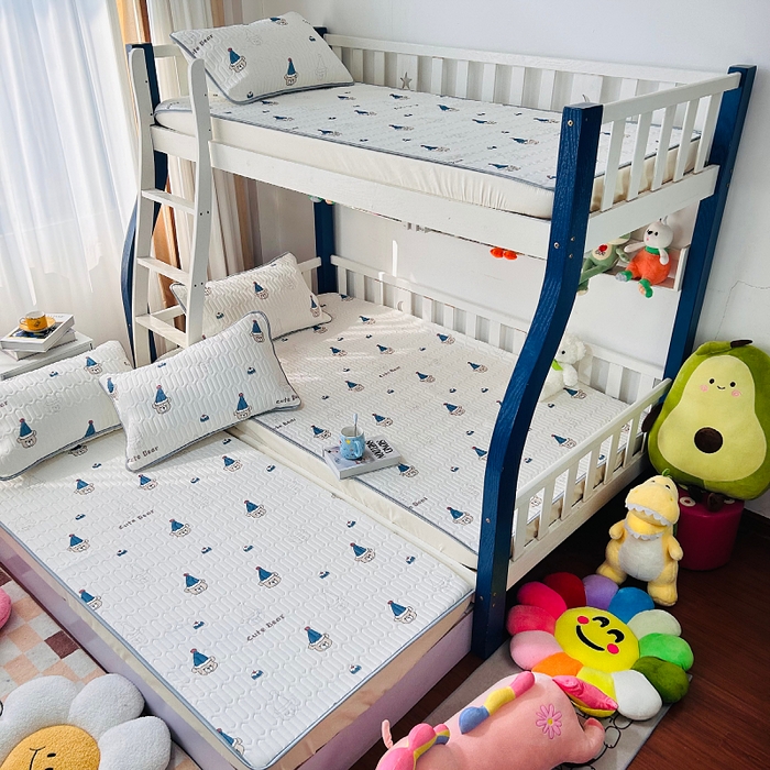 91家纺网 家纺一手货源 找家纺 小虾米 2025乳胶凉席上下床床笠 圣诞小熊