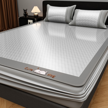 91家纺网 家纺一手货源 找家纺 （总）孩子王家纺2025新款轻柔丝凉席冰丝席-可爱小狗