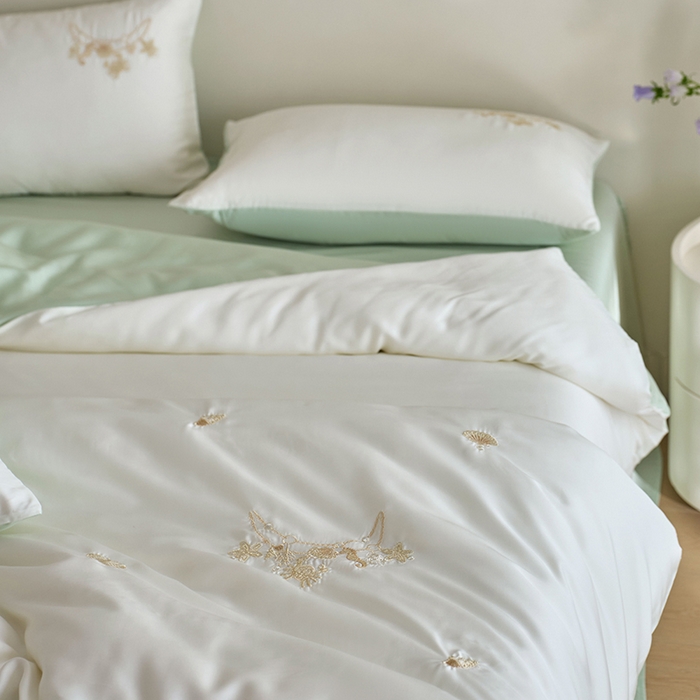 91家纺网 家纺一手货源 找家纺 千朵森 2025新款60s奥地利进口兰精天丝四件套-星慕 星慕-莱茵绿