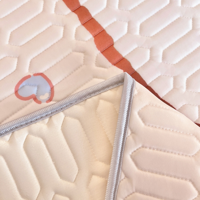 91家纺网 家纺一手货源 找家纺 金爱家 2025新款正版三丽鸥凉感乳胶凉席 美美kt