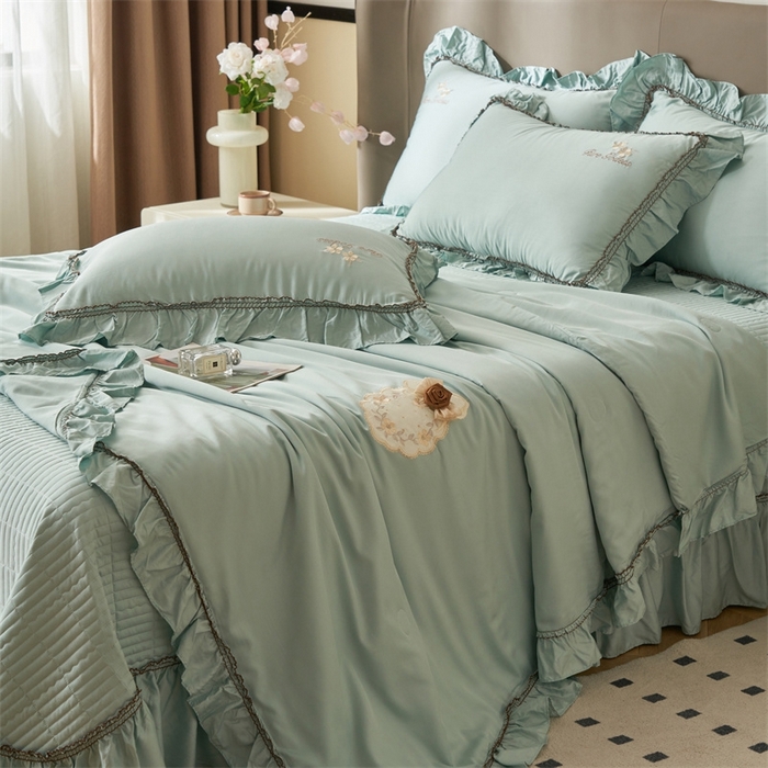 91家纺网 家纺一手货源 找家纺 恒爱家纺  2025新款莫代尔柔情似水多功能夏被床盖四件套			 			 浅灰蓝