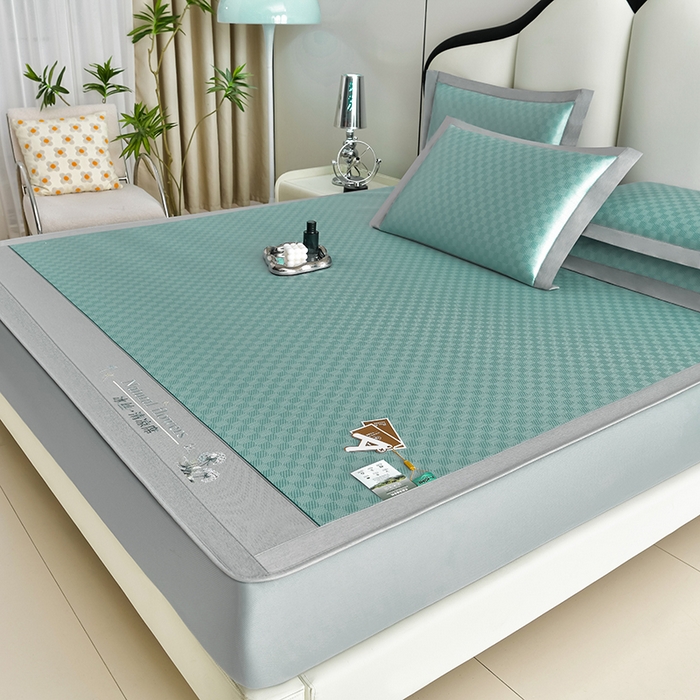 91家纺网 家纺一手货源 找家纺 小牛席业 2025新款棋盘格-冰丝清凉席系列（床笠款）凉席藤席冰藤席冰丝席竹席空调席草席乳胶席豆豆席三件套 绿色