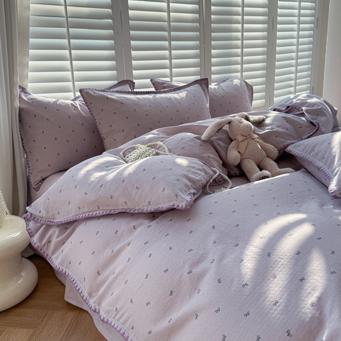 91家纺网 家纺一手货源 找家纺 金丝鸟家纺 2025新款全棉双层纱贝壳边四件套花卉系列 密语小结