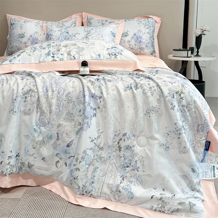 91家纺网 家纺一手货源 找家纺 笙意家纺 2025新款水洗冰丝数码印花拼角宽边夏被 素瑾