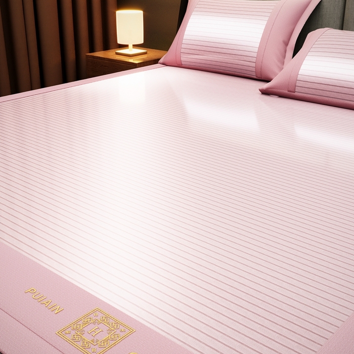 91家纺网 家纺一手货源 找家纺 卡初家居（原微来） 2025新款凉感冰丝藤席凉席席子-英文条纹席 英文条纹席-千禧粉