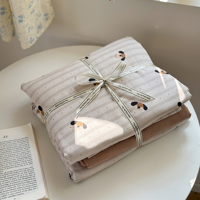 91家纺网 家纺一手货源 找家纺 2025新款全棉有氧双层纱四件套-卡通系列 条纹小狗