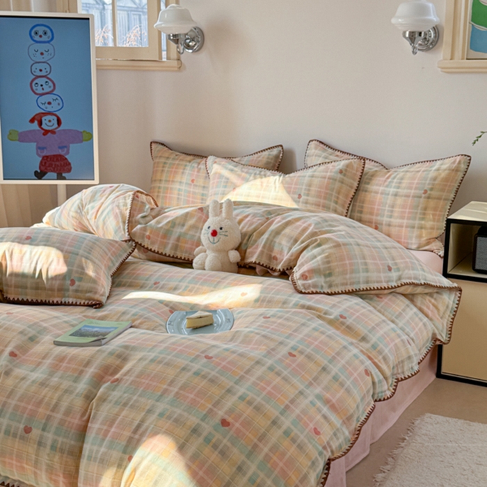 91家纺网 家纺一手货源 找家纺 金丝鸟家纺 2025新款全棉双层纱贝壳边四件套格子系列 七彩方格