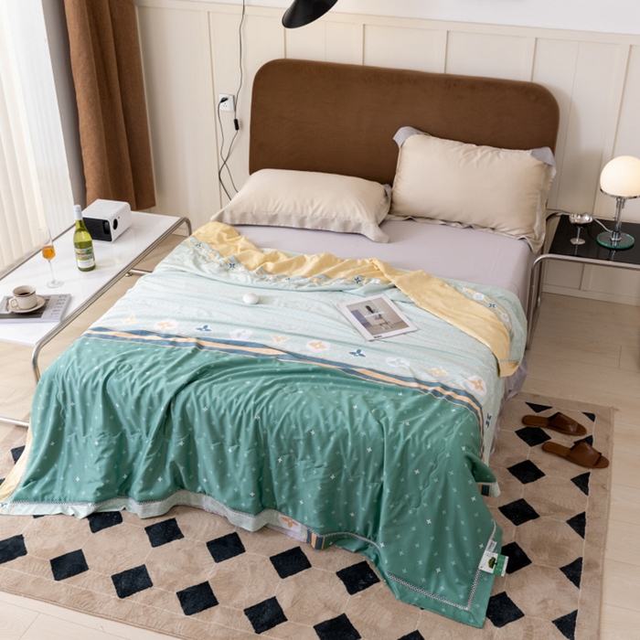 91家纺网 家纺一手货源 找家纺 棉生活家纺 2025新款春夏莫代尔天丝夏被 戴斯绿