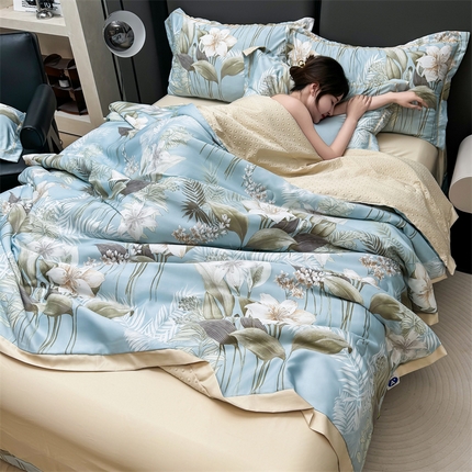 91家纺网 家纺一手货源 找家纺 （总）满羽家纺 2025热款冰丝绸冰豆豆被夏被四件套凉感空调被(踩棉工艺)（吊边床单）-印花