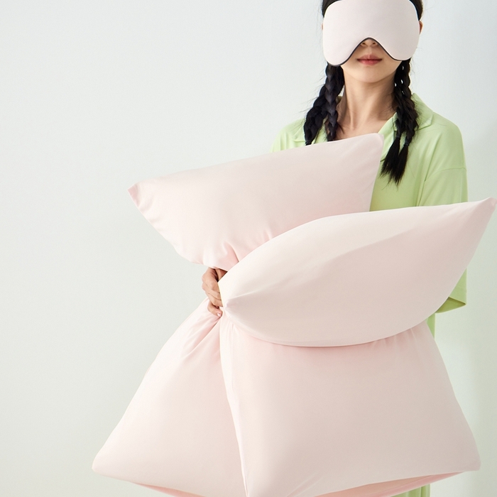 91家纺网 家纺一手货源 找家纺 LADY COCO2025新款coolmate多巴胺色系凉感枕套 枕套-粉