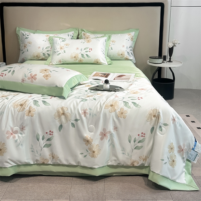 91家纺网 家纺一手货源 找家纺 笙意家纺 2025新款水洗冰丝数码印花拼角宽边夏被 花漫