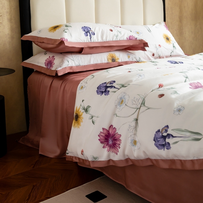 91家纺网 家纺一手货源 找家纺 金奇达2025新款【曼妙庄园】-轻氧水光天丝棉四件套（标准号全网控价（折后券后）不低于268） 知夏粉