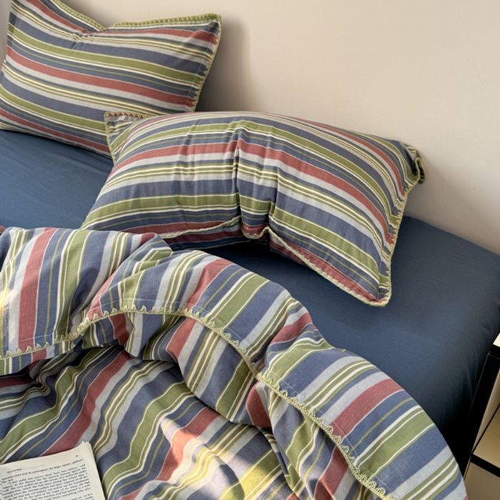 91家纺网 家纺一手货源 找家纺 金丝鸟家纺 2025新款全棉双层纱贝壳边四件套格子系列 塔思琦