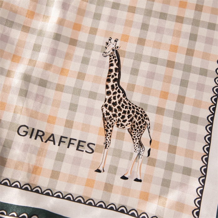 91家纺网 家纺一手货源 找家纺 梦舒羽 2025新款可水洗冰丝卡通枕套宿舍48x74cm单人凉爽枕头套 长颈鹿