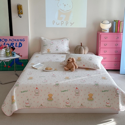 91家纺网 家纺一手货源 找家纺 麦伦家居 2025新款高温砂洗全棉床盖印花床盖 可爱萌宠