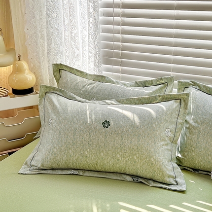 91家纺网 家纺一手货源 找家纺 简约家纺 2025新款全棉磨毛印花单品枕套 山茶诗篇-绿