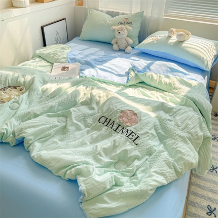 灰鲸 2025新款泡泡纱南笙刺绣夏被四件套系列 泡泡纱南笙-薄荷绿+天空蓝
