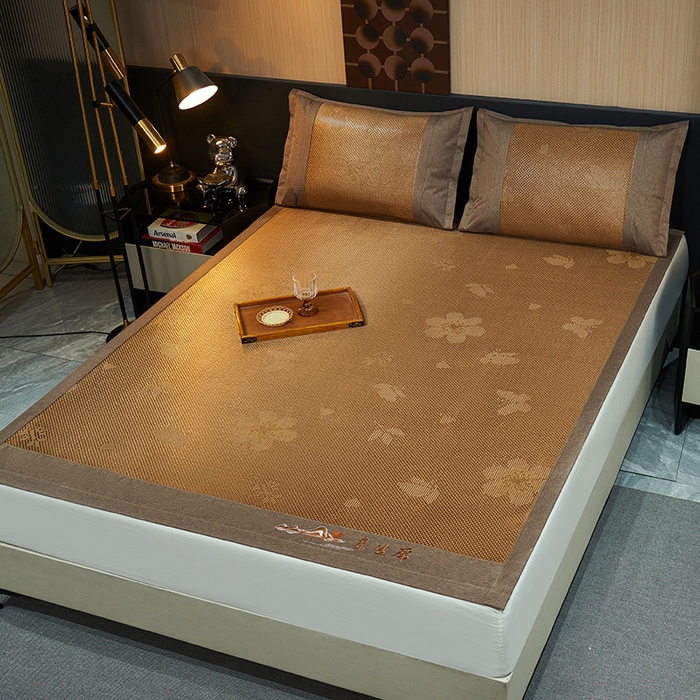 91家纺网 家纺一手货源 找家纺 青雅席业 2025新款3D复合提花清凉冰藤席-花语系列 花语-咖