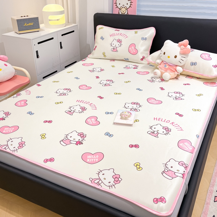 91家纺网 家纺一手货源 找家纺 暮思家居 2025新款三丽鸥正版授权数码印花A类可机洗1200D冰丝凉席三件套床笠款系列 床笠款-公主KT