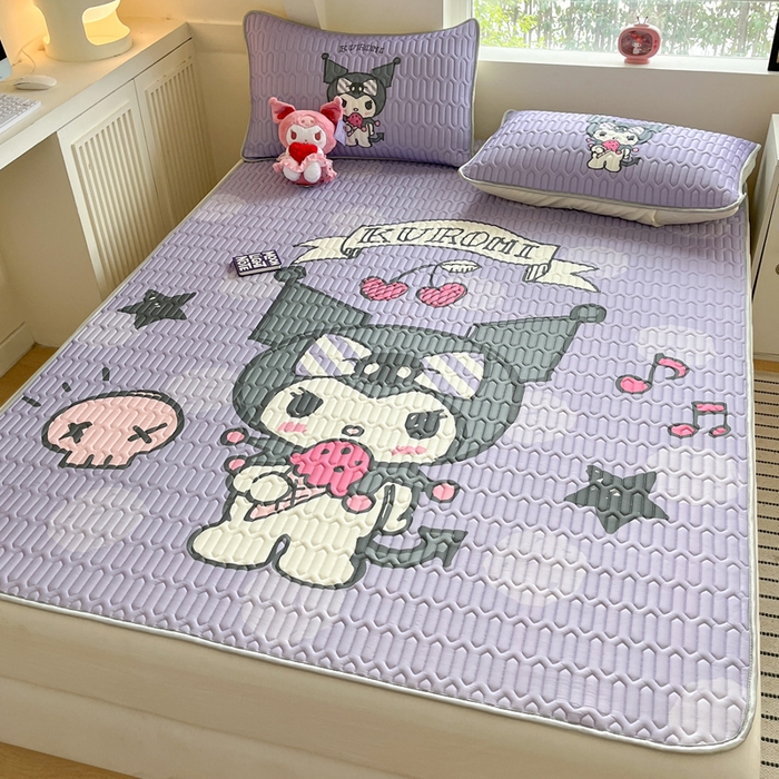 91家纺网 家纺一手货源 找家纺 金爱家 2025新款正版三丽鸥凉感乳胶凉席 贪吃库洛米