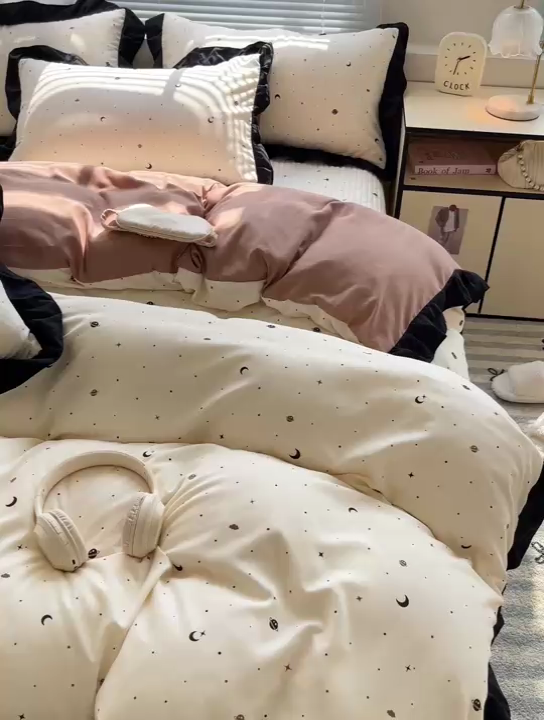 91家纺网 家纺一手货源 找家纺 富米莱（原臻工厂）2025新款A类针织双层纱赫本风床盖四件套 星空物语一咖