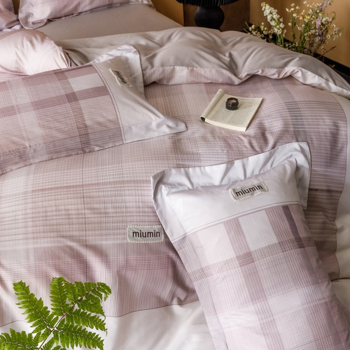 91家纺网 家纺一手货源 找家纺 金奇达2025新款【洛米奥】-轻氧水光天丝棉四件套（标准号全网控价（折后券后）不低于288元） 洛米奥-豆沙