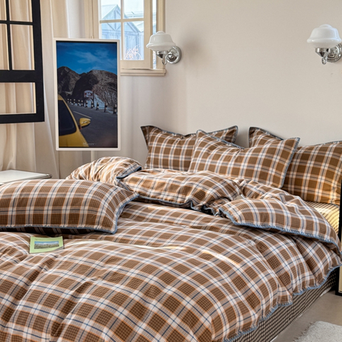 91家纺网 家纺一手货源 找家纺 金丝鸟家纺 2025新款全棉双层纱贝壳边四件套格子系列 青梅田格