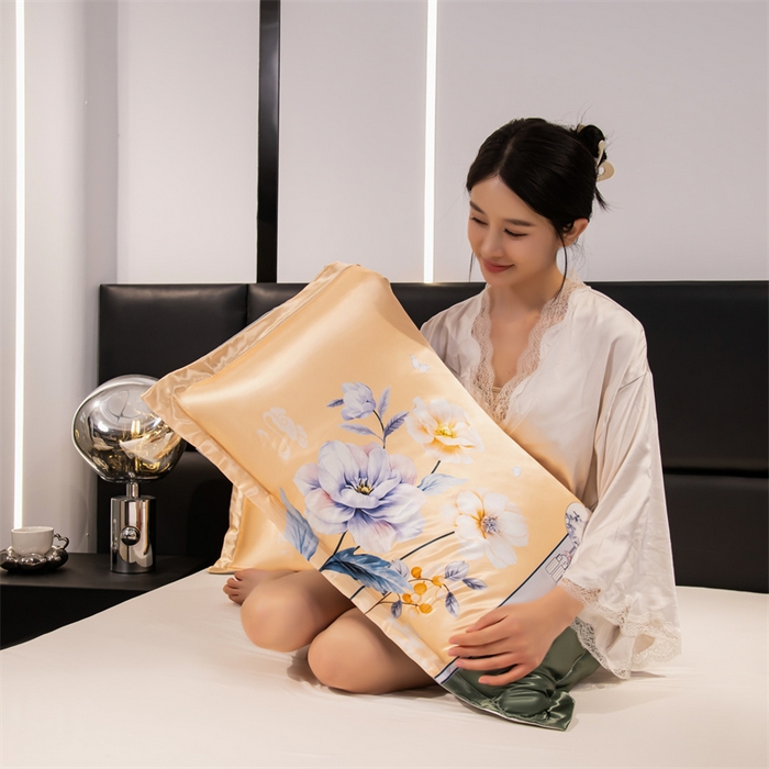 91家纺网 家纺一手货源 找家纺 梦舒羽 2025新款可水洗冰丝卡通枕套宿舍48x74cm单人凉爽枕头套 暗香