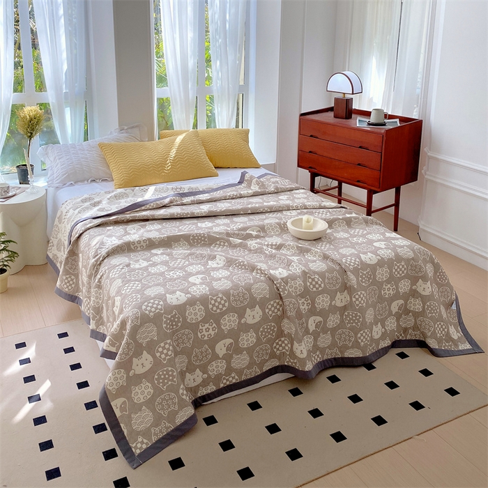 91家纺网 家纺一手货源 找家纺 萌飞 2025新款a类全棉三层纱多功能毛巾被盖毯床单夏被空调被 百变猫咪-咖