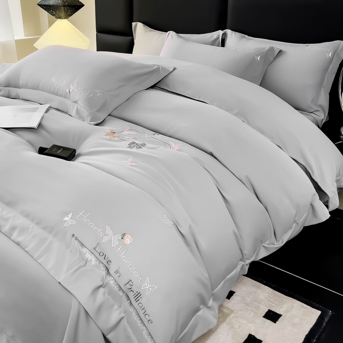 91家纺网 家纺一手货源 找家纺 （总）曲之慕 2025新品四季款高端刺绣四件套简约可水洗轻奢纯色刺绣四件套--梦飞令