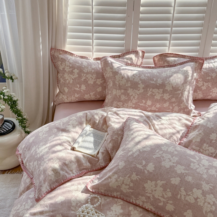 91家纺网 家纺一手货源 找家纺 金丝鸟家纺 2025新款全棉双层纱贝壳边四件套花卉系列 花影