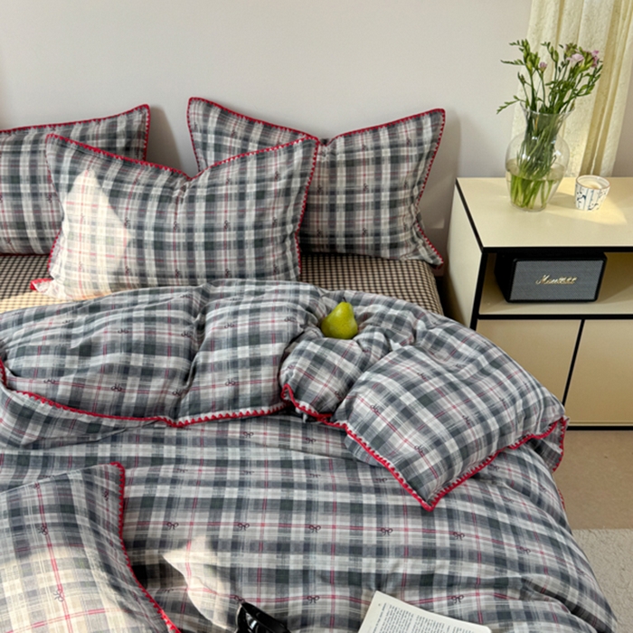 91家纺网 家纺一手货源 找家纺 （总）金丝鸟家纺 2025新款全棉双层纱贝壳边四件套格子系列