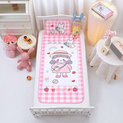 91家纺网 家纺一手货源 找家纺 八零年代 2025新品云柔牛奶丝儿童凉席套件