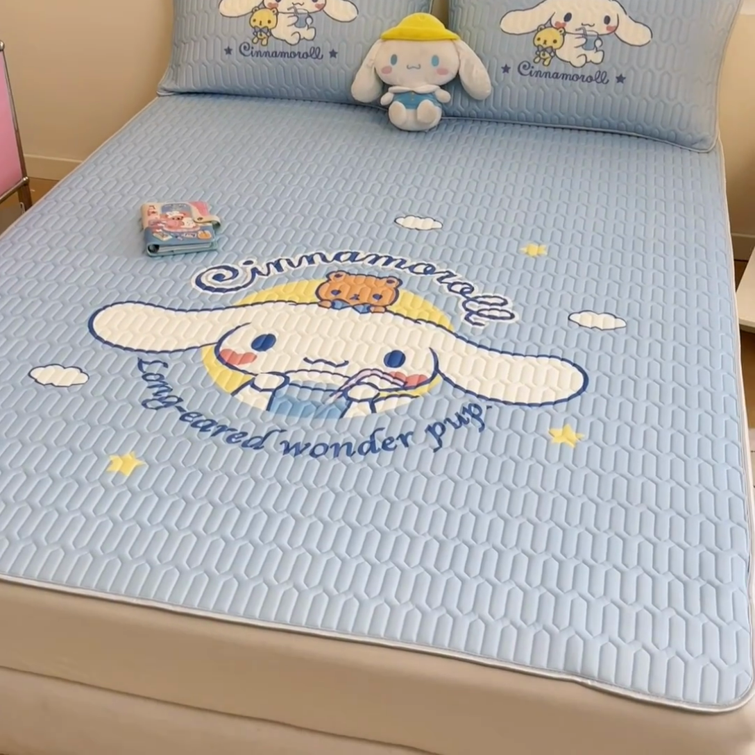 91家纺网 家纺一手货源 找家纺 金爱家 2025新款正版三丽鸥凉感乳胶凉席 汽水玉桂狗