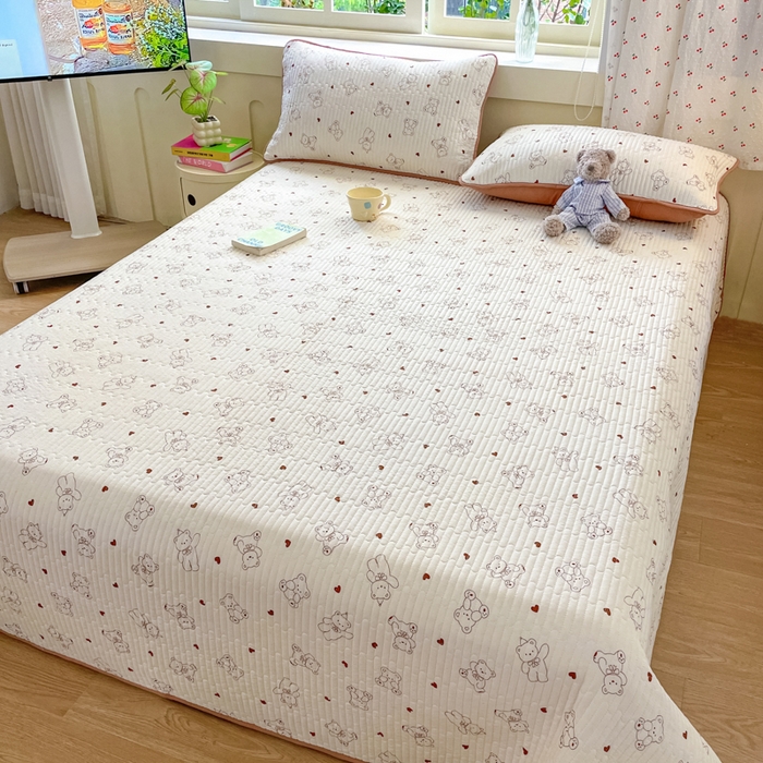 91家纺网 家纺一手货源 找家纺 857家居 2025新款针织双层纱床盖三件套 顽皮小熊