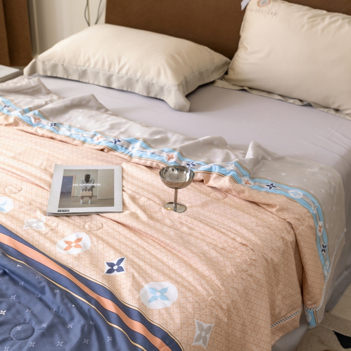 91家纺网 家纺一手货源 找家纺 棉生活家纺 2025新款春夏莫代尔天丝夏被 戴斯桔