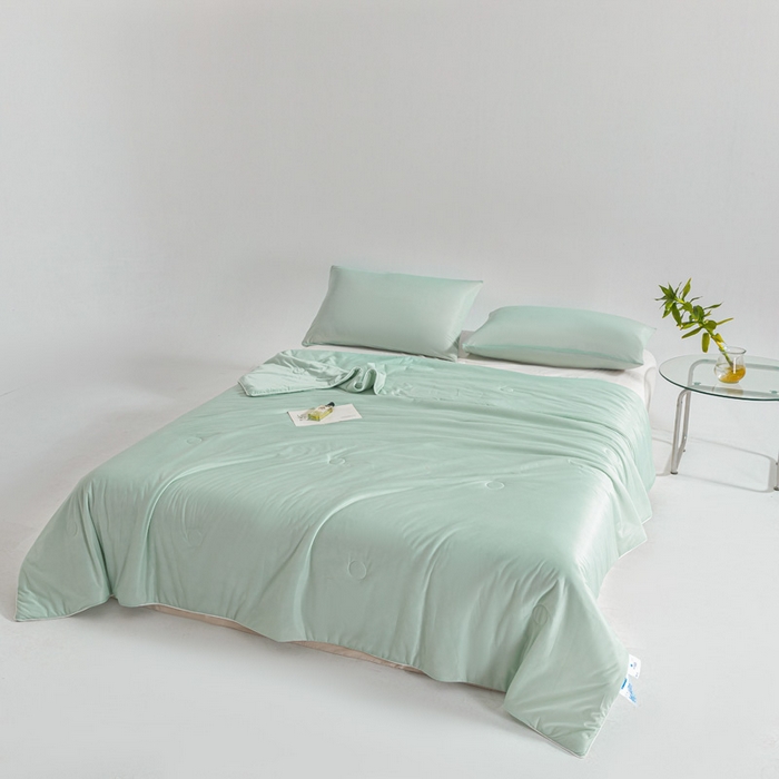 91家纺网 家纺一手货源 找家纺 圣尔雅家纺 2025新款A类云母凉感丝夏被空调被夏凉被子被芯 香草绿