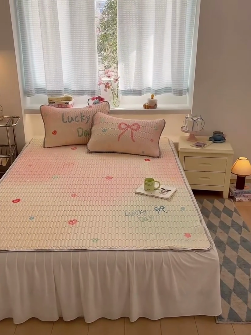 91家纺网 家纺一手货源 找家纺 川悦生活 2025新款大阪凉感丝凉席 香草夏日