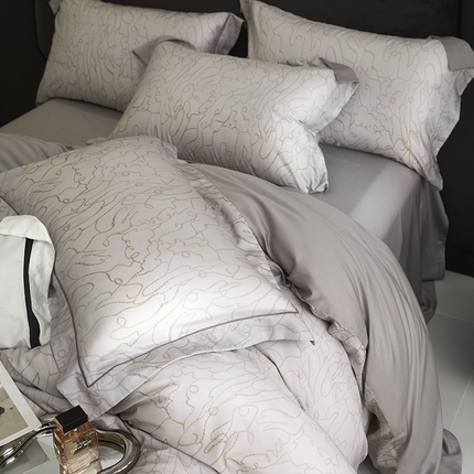 金奇达2025新款【盛夏流年】-茧养莱赛尔四件套（标准号全网控价（折后券后）不低于258元） 尤克里里