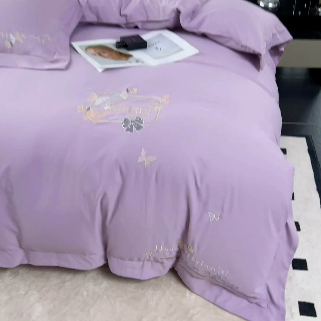 91家纺网 家纺一手货源 找家纺 曲之慕 2025新品四季款高端刺绣四件套简约可水洗轻奢纯色刺绣四件套 梦飞令优雅紫